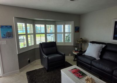 Curve Shutters