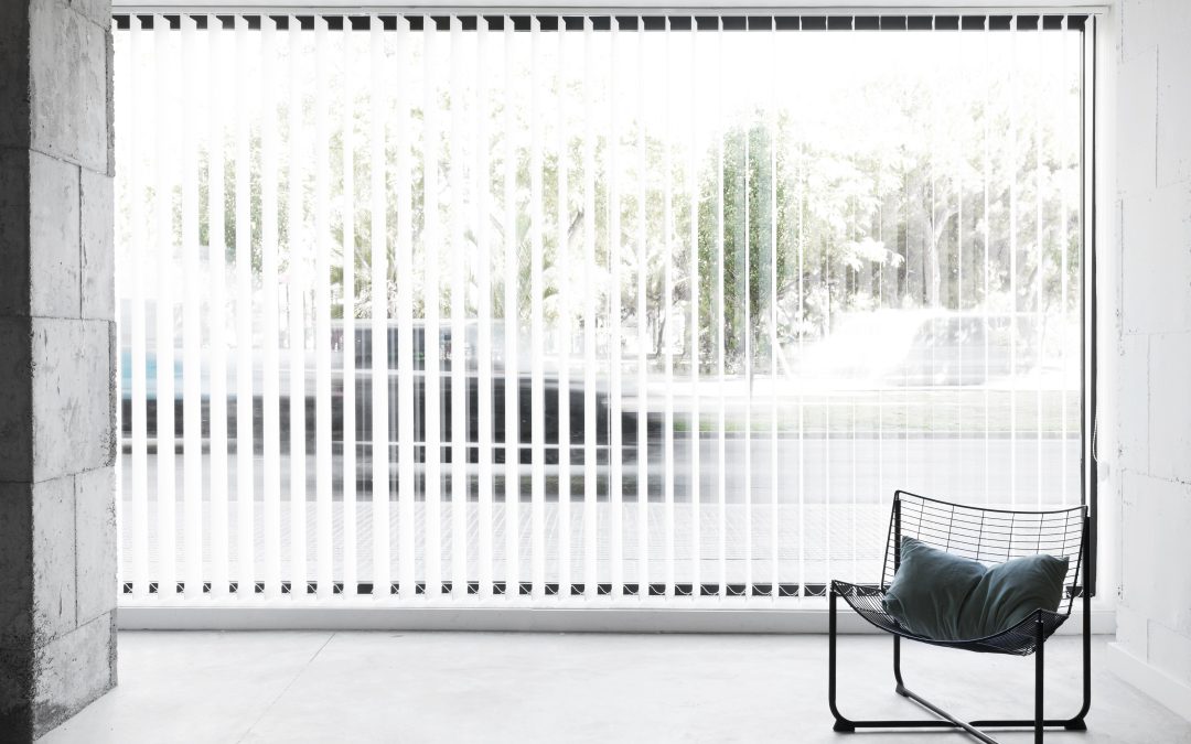 Roller Blinds vs Roller Shades: Key Differences, Pros & Cons