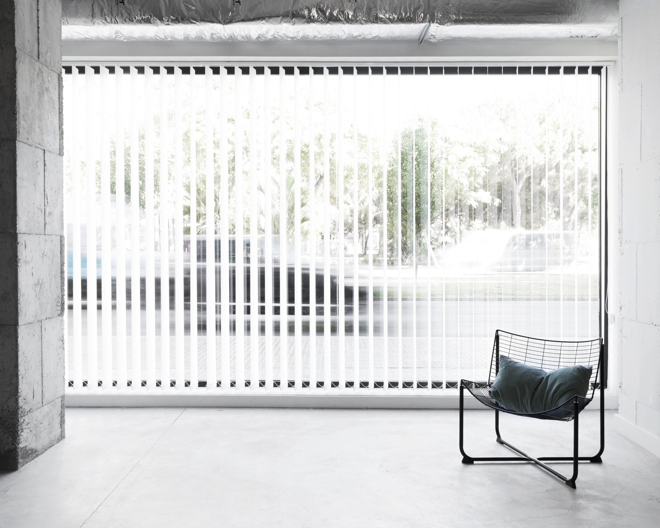 Roller Blinds vs Roller Shades